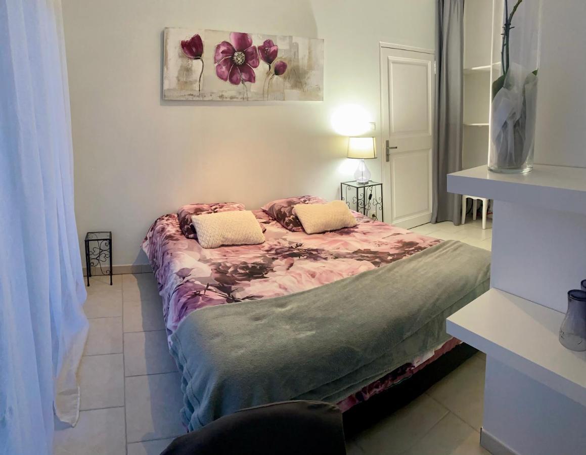 Chambre Privee Independante Au Coeur Du Luberon Saint-Saturnin-lès-Apt Exterior photo